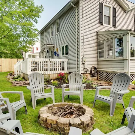 Sodus Point Home - Walkable To Beach!